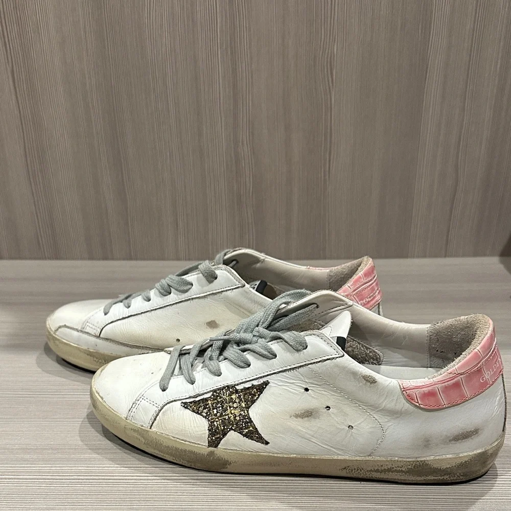 Golden Goose Women's White and Pink Star Sneakers - Picture 3 of 4